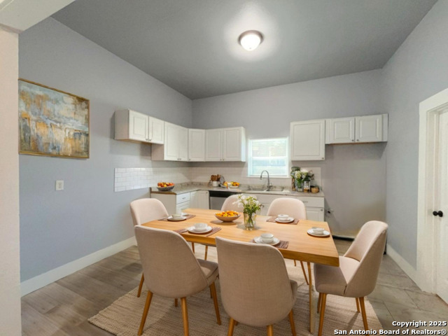 Image 3 of 21 For 222 Cadwallader St  1