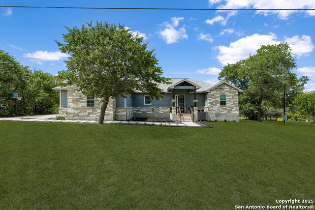 Details for 315 Log Cabin, Poteet, TX 78065