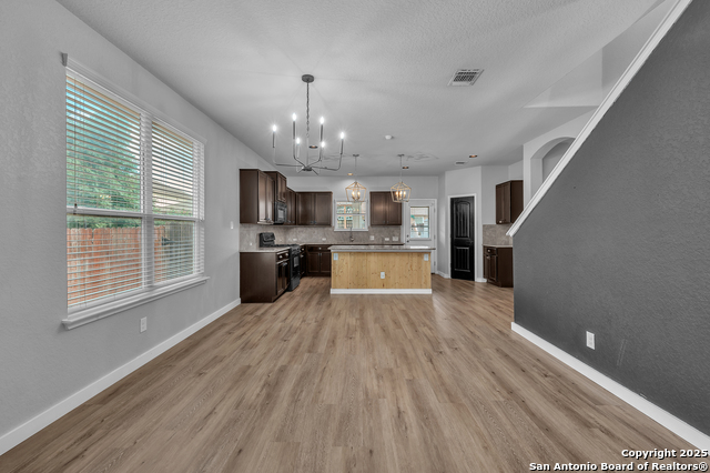 Image 10 of 32 For 13410 Canyon Meadows