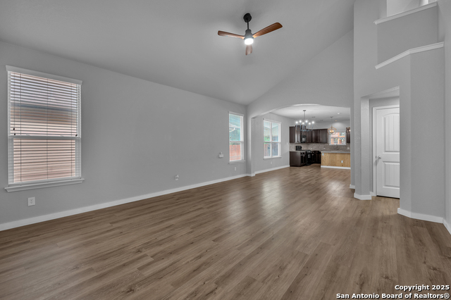 Image 8 of 32 For 13410 Canyon Meadows