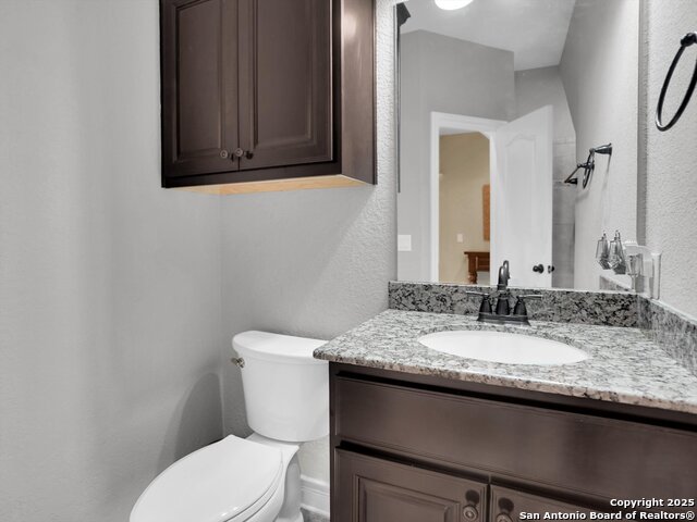 Image 15 of 49 For 25603 Singing Rain