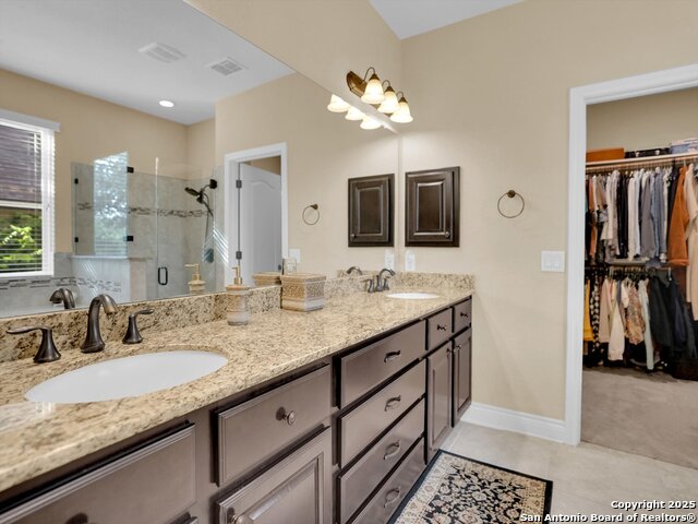 Image 19 of 49 For 25603 Singing Rain