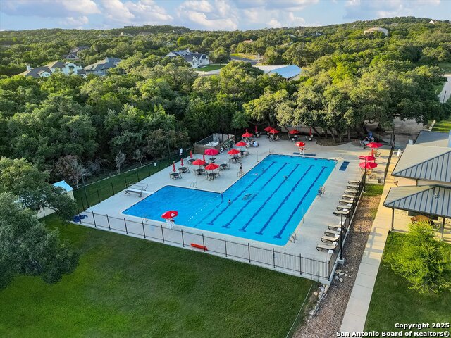 Image 48 of 49 For 25603 Singing Rain