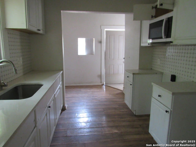 Image 6 of 10 For 2334 Aransas