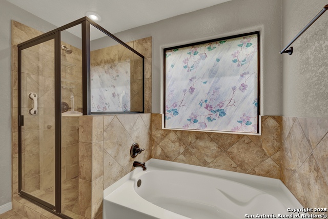Listing photo id 11 for 1415 Allison