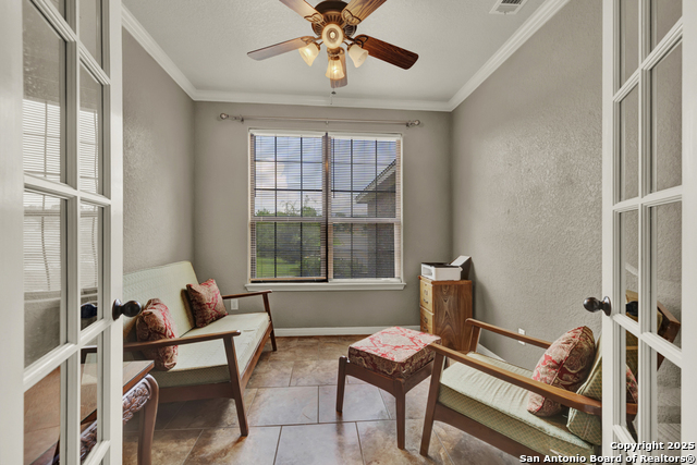 Listing photo id 7 for 1415 Allison