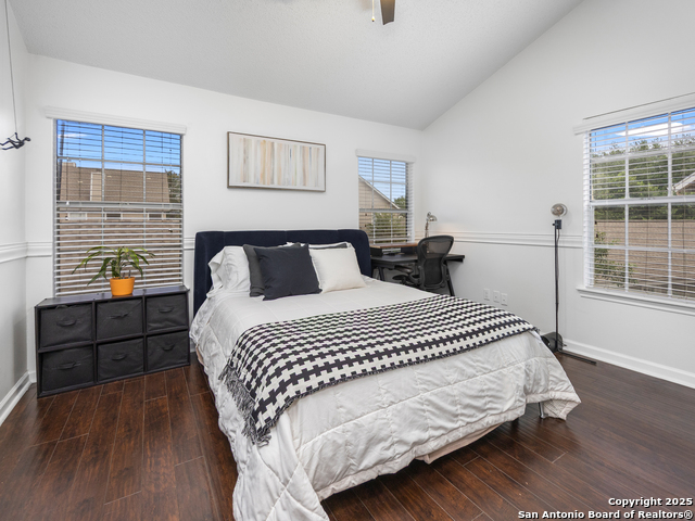 Image 17 of 23 For 22 Cross  