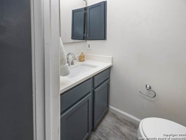 Image 5 of 23 For 22 Cross  