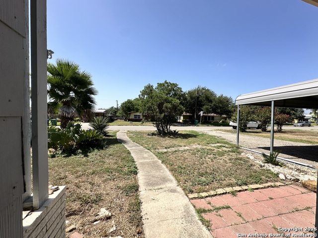 Image 11 of 63 For 223 Nash Blvd