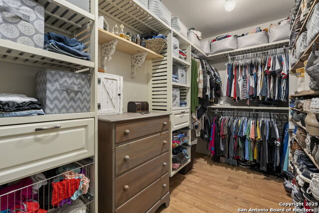 Listing photo id 19 for 2105 Hazelwood