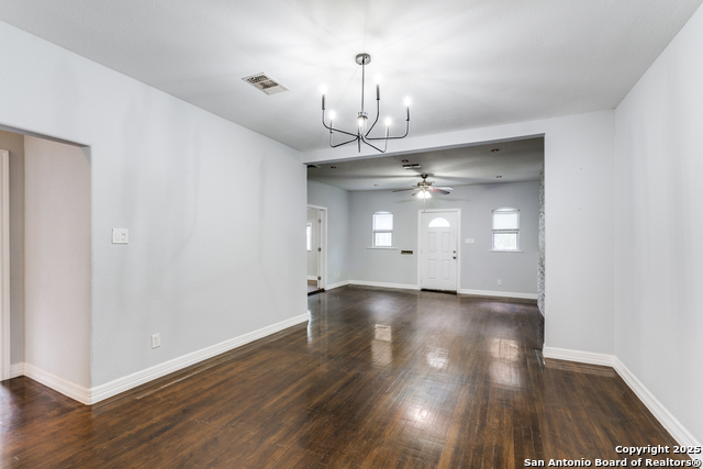 Image 6 of 25 For 1031 Avant Ave.