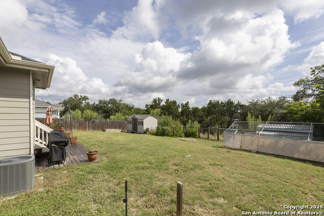 Image 24 of 29 For 421 Cimarron