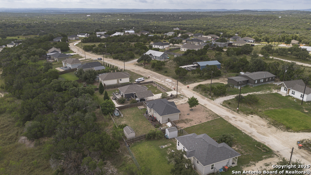 Image 26 of 29 For 421 Cimarron