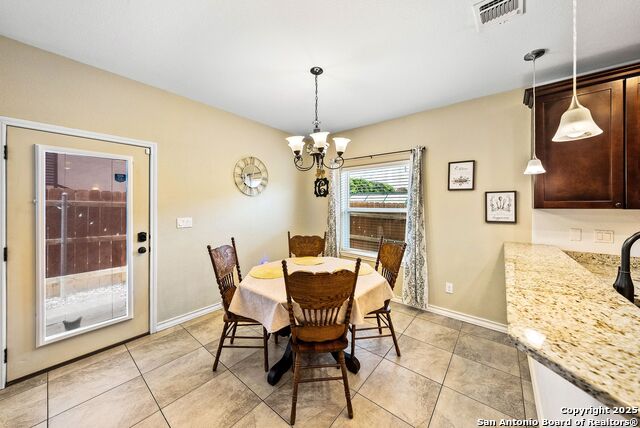 Image 12 of 43 For 2850 Moncayo Dr