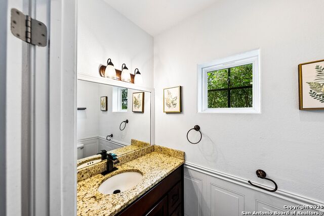 Image 14 of 43 For 2850 Moncayo Dr