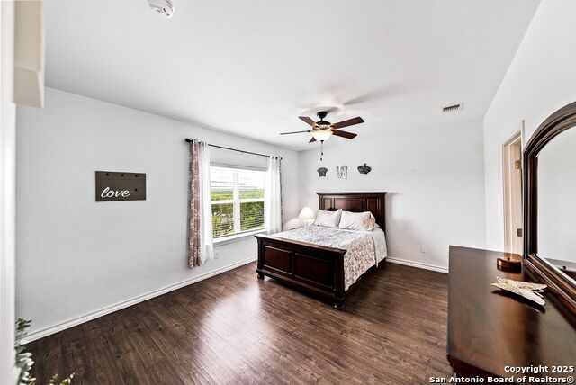 Image 15 of 43 For 2850 Moncayo Dr