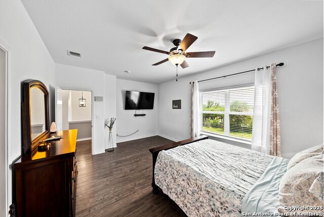 Image 16 of 43 For 2850 Moncayo Dr