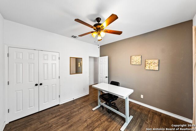 Image 22 of 43 For 2850 Moncayo Dr