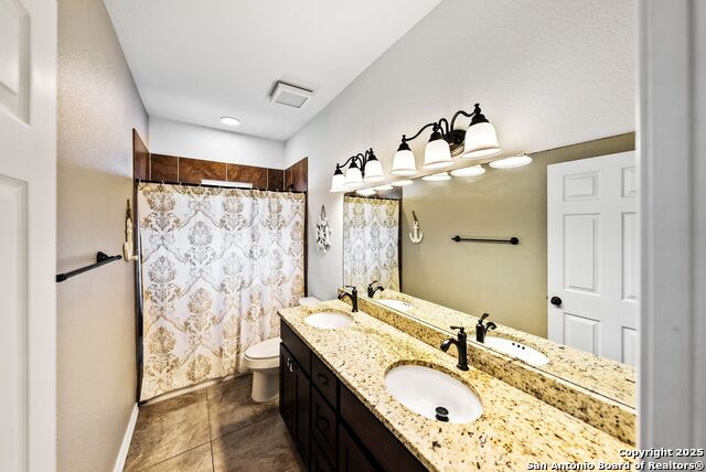 Image 25 of 43 For 2850 Moncayo Dr