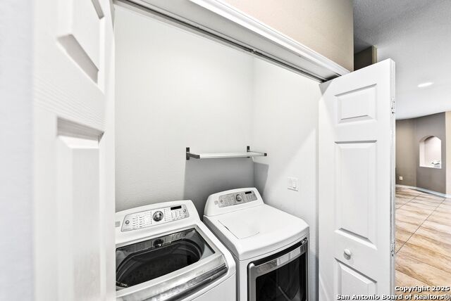 Image 26 of 43 For 2850 Moncayo Dr