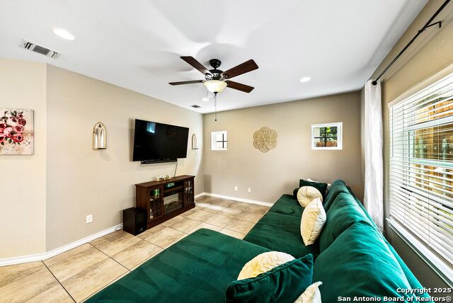 Image 6 of 43 For 2850 Moncayo Dr