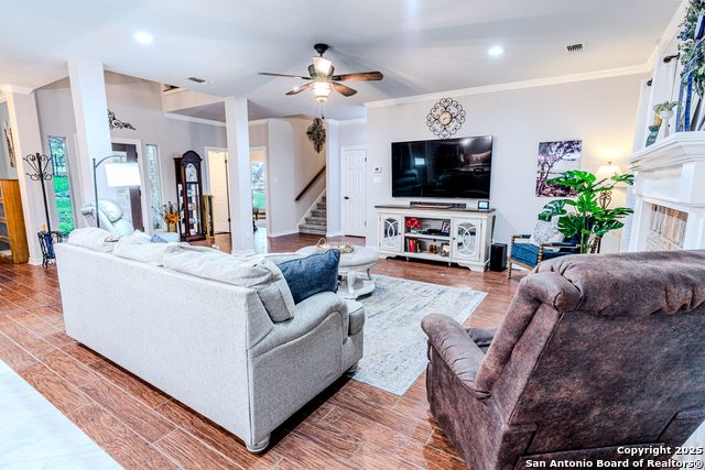 Image 12 of 40 For 26026 Oak Nest Ln