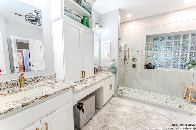 Image 18 of 40 For 26026 Oak Nest Ln