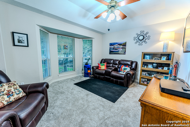 Image 22 of 40 For 26026 Oak Nest Ln