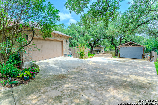 Image 33 of 40 For 26026 Oak Nest Ln