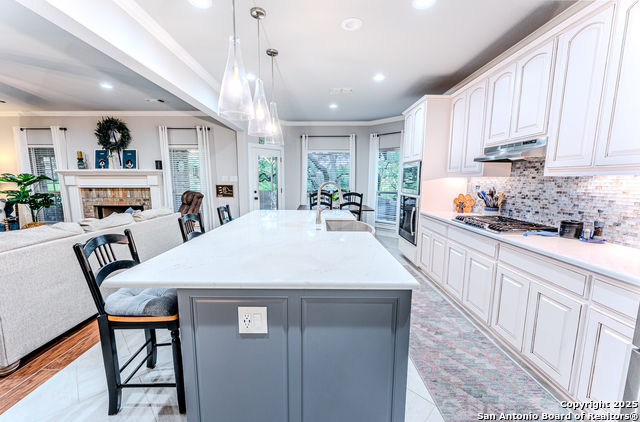 Image 9 of 40 For 26026 Oak Nest Ln
