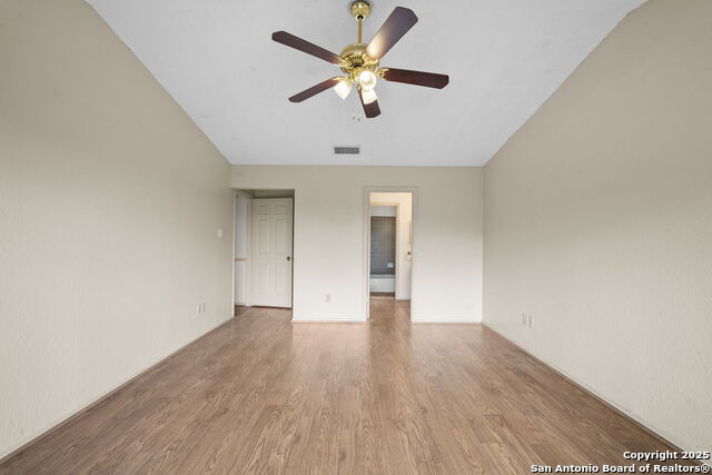 Listing photo id 19 for 12904 Wells Fargo