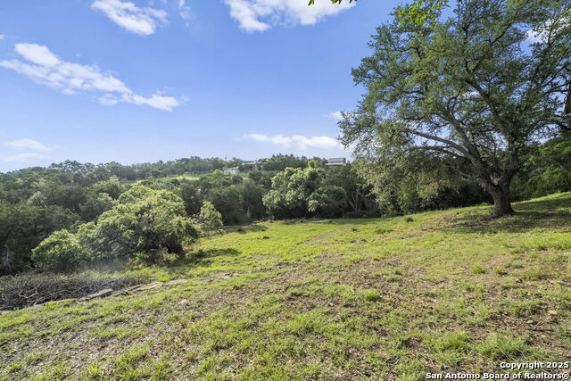 Listing photo id 37 for 12904 Wells Fargo