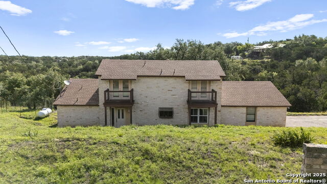 Listing photo id 41 for 12904 Wells Fargo