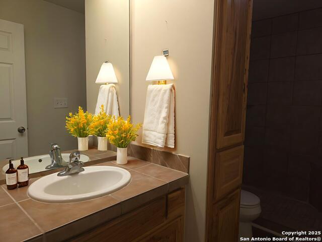 Listing photo id 5 for 11843 Braesview  1814