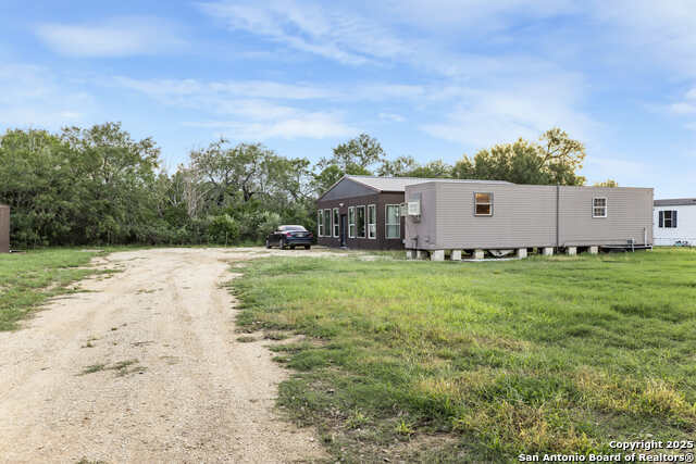 Image 13 of 23 For 10075 Loop 1604