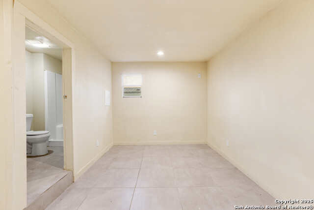 Image 2 of 23 For 10075 Loop 1604
