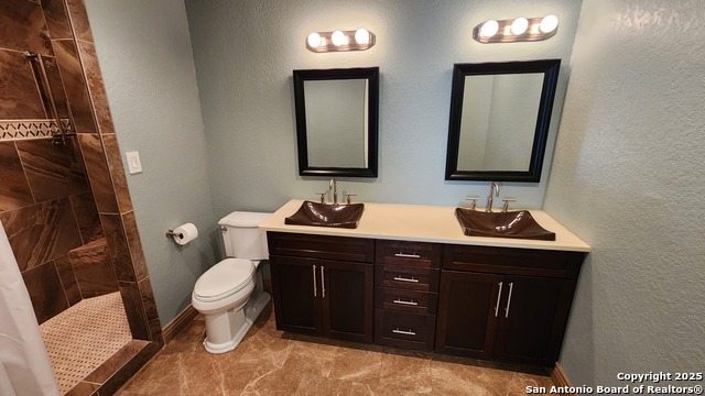 Image 12 of 18 For 551 Terminal Loop D8