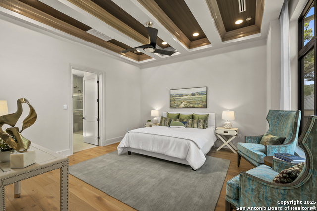 Listing photo id 15 for 8191 Blue Oak Way