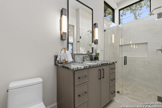Listing photo id 23 for 8191 Blue Oak Way