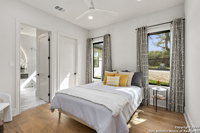 Listing photo id 24 for 8191 Blue Oak Way