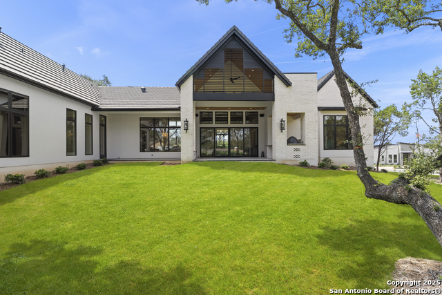Listing photo id 33 for 8191 Blue Oak Way