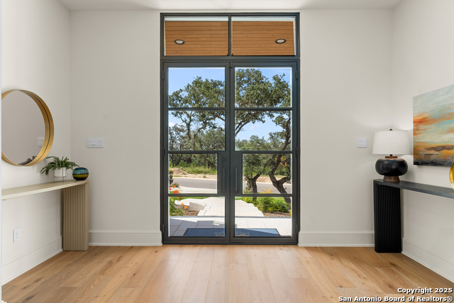 Listing photo id 2 for 8191 Blue Oak Way