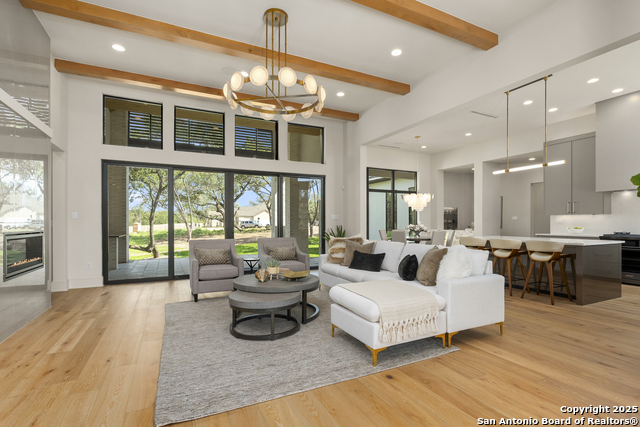 Listing photo id 4 for 8191 Blue Oak Way