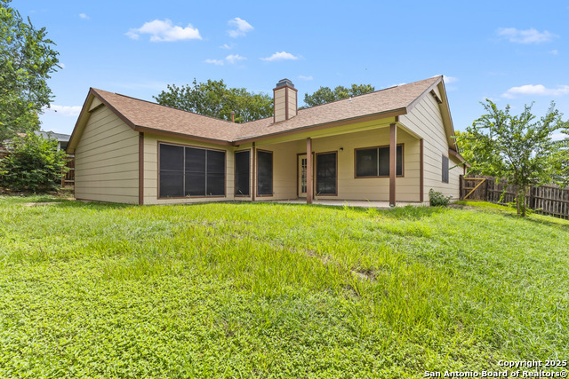 Image 16 of 17 For 6827 Raintree Frst