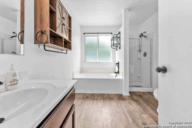 Image 16 of 28 For 121 Willow Bluff