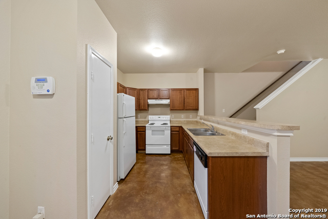 Image 11 of 25 For 7802 Kingsbury Way  2