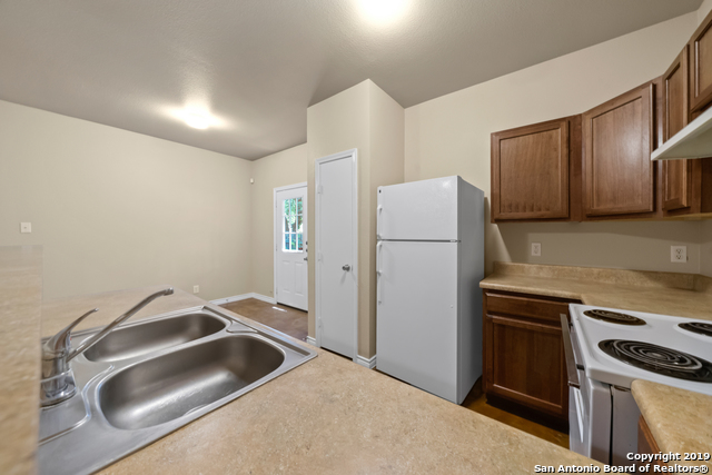 Image 13 of 25 For 7802 Kingsbury Way  2