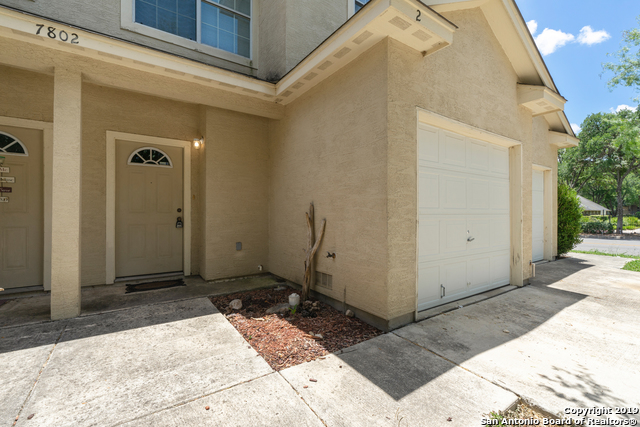 Image 2 of 25 For 7802 Kingsbury Way  2