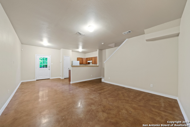 Image 4 of 25 For 7802 Kingsbury Way  2