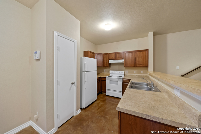Image 9 of 25 For 7802 Kingsbury Way  2